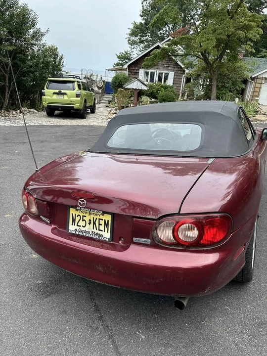 2003 Mazda NB MX-5 Miata - Image 4 of 10