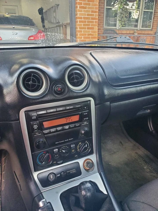 2003 Mazda NB MX-5 Miata - Image 15 of 20