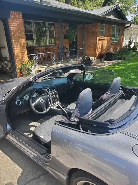 2003 Mazda NB MX-5 Miata - Image 5 of 20