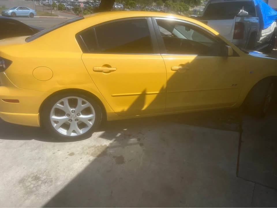 2003 Mazda Mazda 3 1st Gen - Image 3 of 11