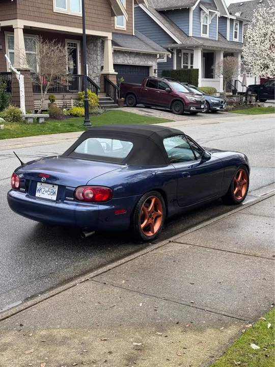 2003 Mazda NB MX-5 Miata - Image 4 of 10