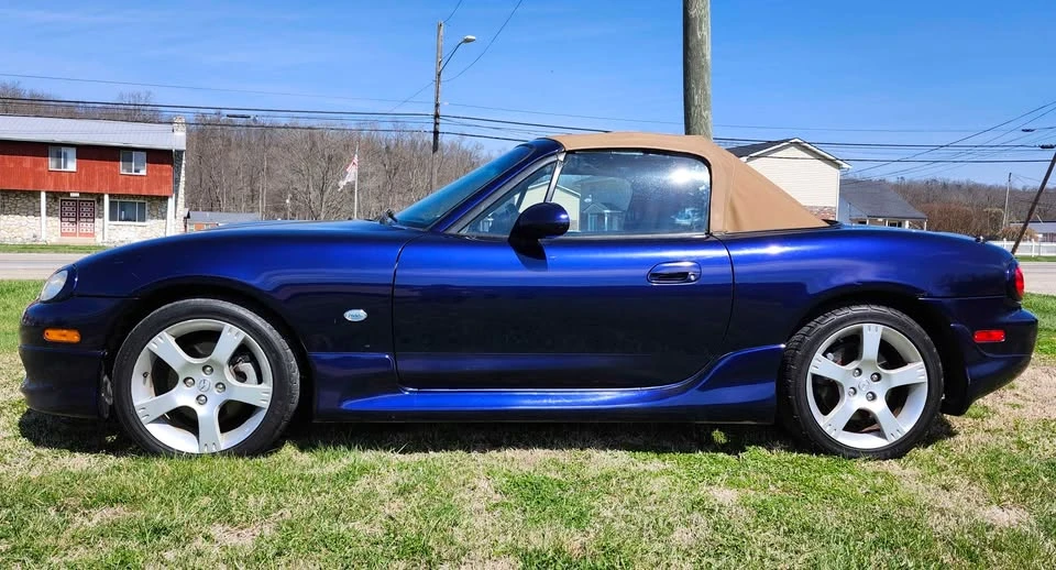 2003 Mazda NB MX-5 Miata - Image 5 of 10