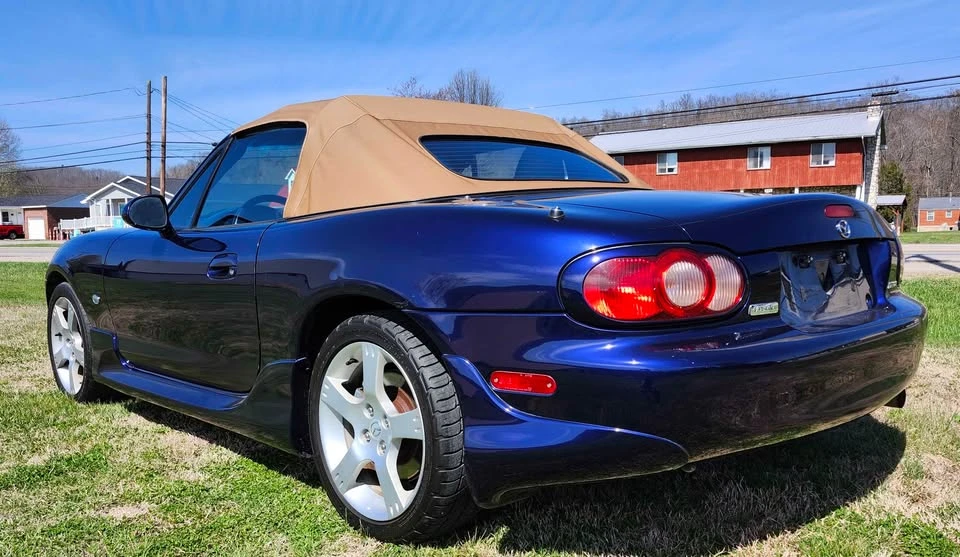 2003 Mazda NB MX-5 Miata - Image 2 of 10