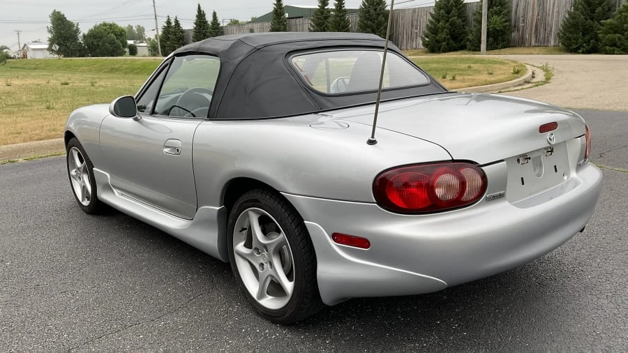 2003 Mazda NB MX-5 Miata - Image 6 of 12