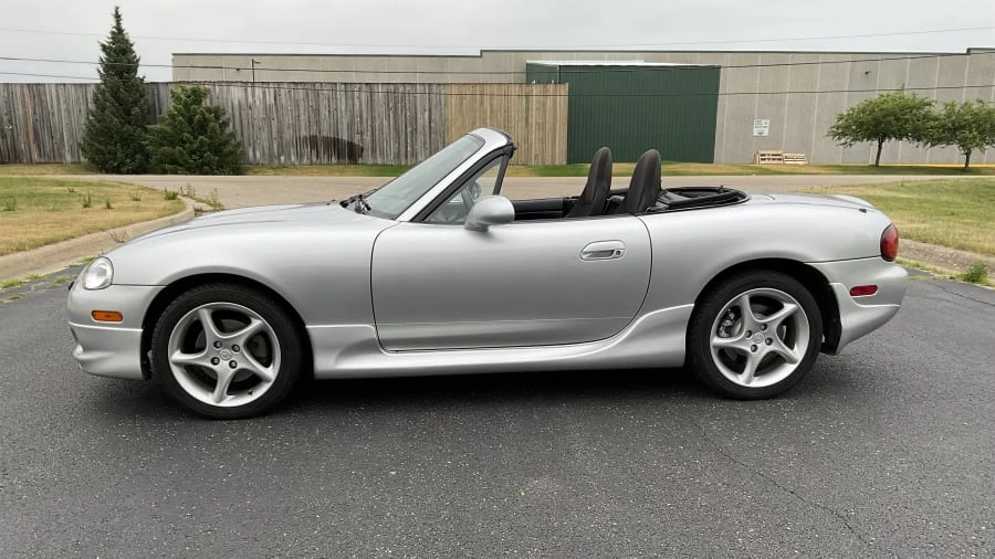 2003 Mazda NB MX-5 Miata - Image 2 of 12