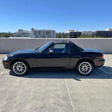 2003 Mazda MX-5 Miata