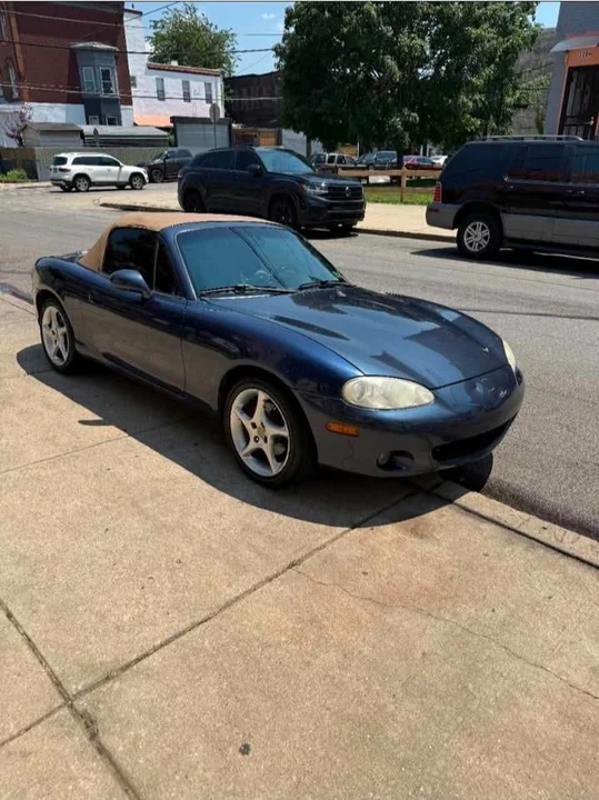 2003 Mazda NB MX-5 Miata - Image 7 of 10