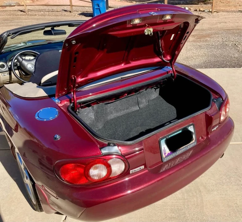 2003 Mazda NB MX-5 Miata - Image 6 of 8