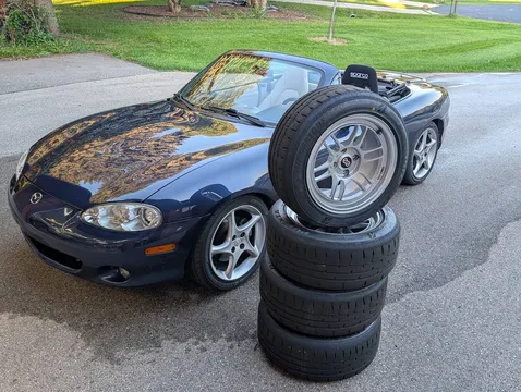 2003 Mazda MX-5 Miata LS