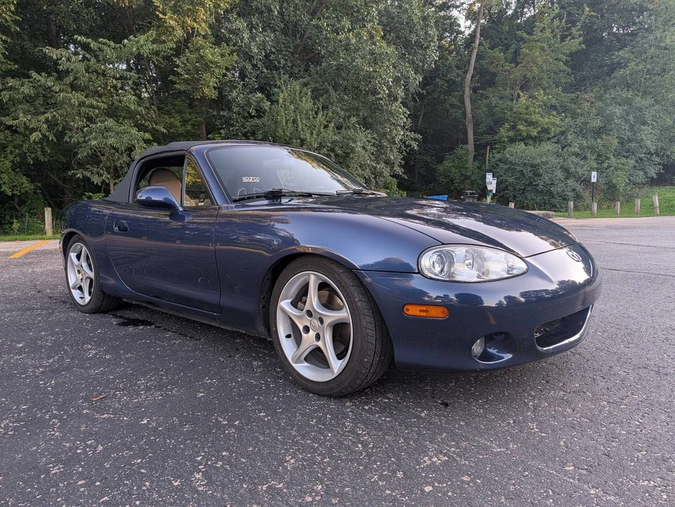 2003 Mazda NB MX-5 Miata - Image 4 of 17