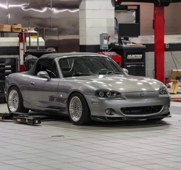 2003 Mazda NB MX-5 Miata - Image 5 of 5