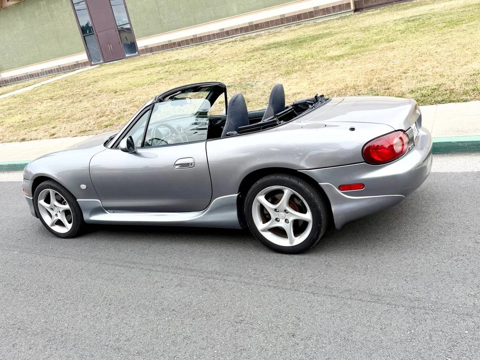 2003 Mazda MX-5 - Image 4 of 23