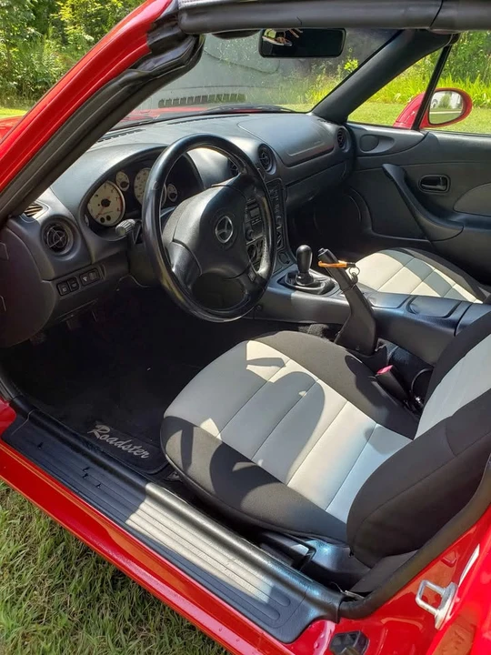 2003 Mazda NB MX-5 Miata - Image 8 of 10