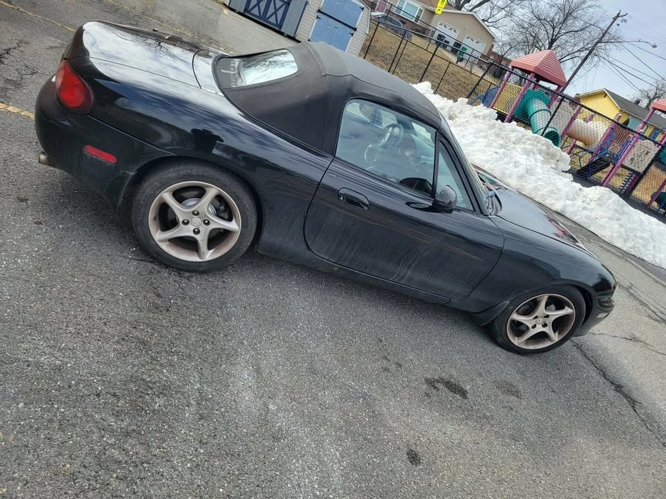 2003 Mazda NB MX-5 Miata - Image 5 of 10