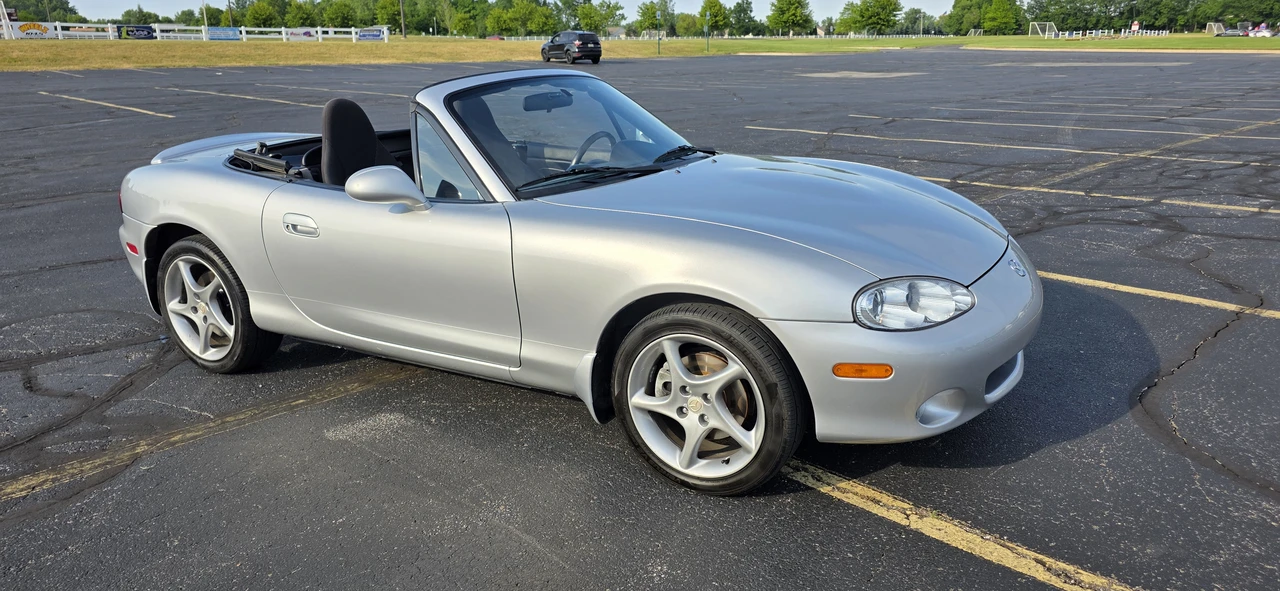 2003 Mazda NB MX-5 Miata - Image 2 of 12