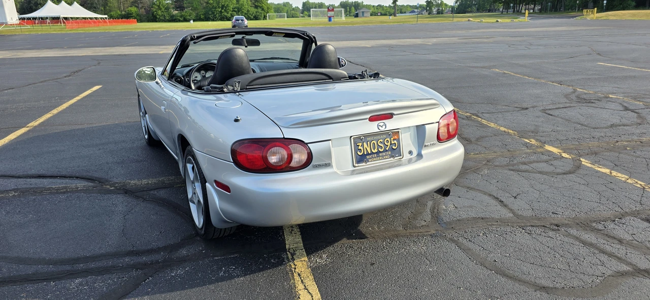 2003 Mazda NB MX-5 Miata - Image 5 of 12