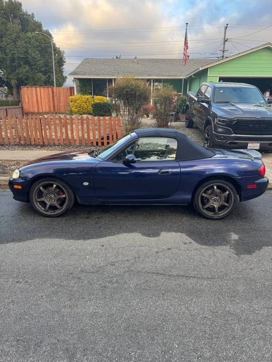 2003 Mazda NB MX-5 Miata - Image 8 of 13