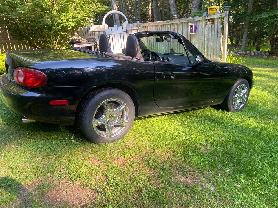 2003 Mazda NB MX-5 Miata - Image 3 of 14