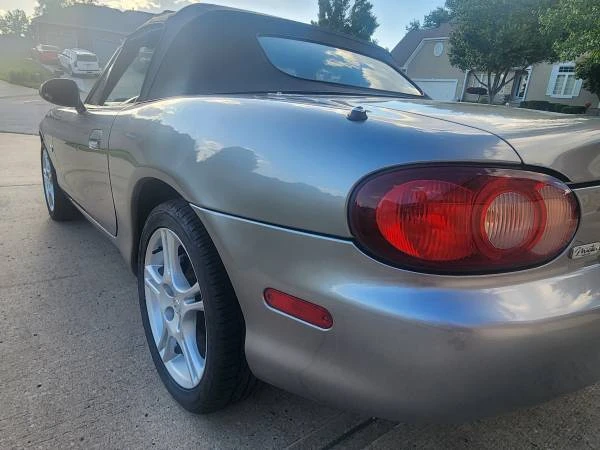 2003 Mazda NB MX-5 Miata - Image 9 of 17