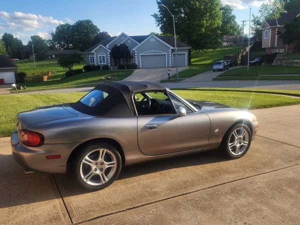 2003 Mazda NB MX-5 Miata - Image 5 of 17