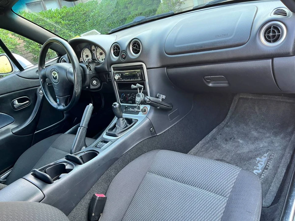 2003 Mazda NB MX-5 Miata - Image 17 of 17