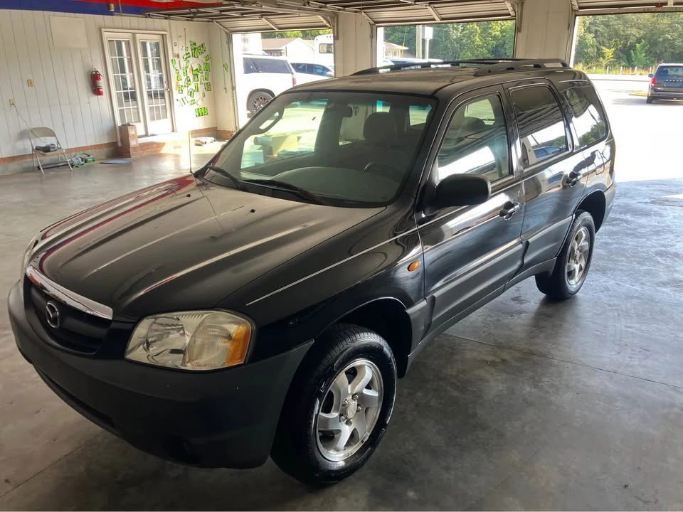 2003 Mazda - Image 2 of 8