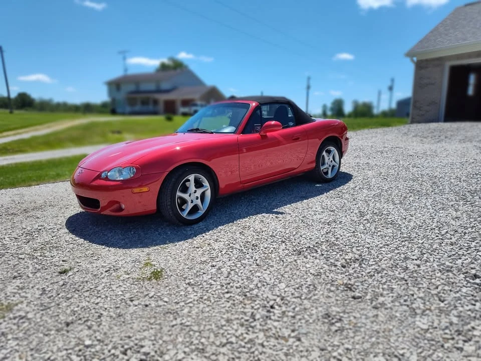 2003 Mazda NB MX-5 Miata - Image 4 of 16