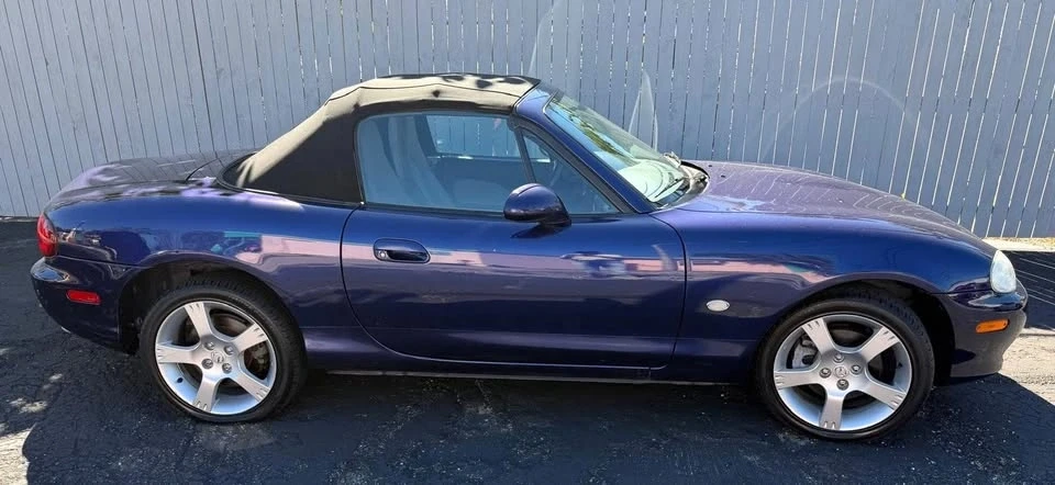 2003 Mazda NB MX-5 Miata - Image 5 of 18