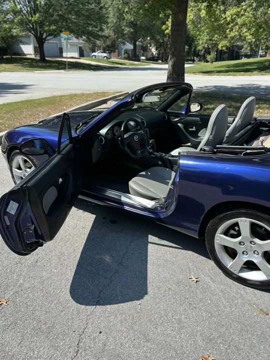2003 Mazda NB MX-5 Miata - Image 3 of 10
