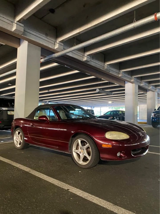 2003 Mazda NB MX-5 Miata - Image 9 of 10