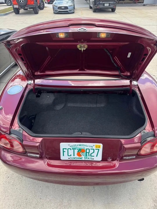 2003 Mazda NB MX-5 Miata - Image 7 of 15