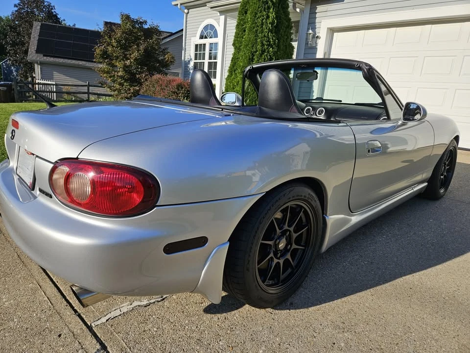 2003 Mazda NB MX-5 Miata - Image 3 of 18