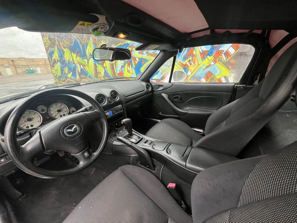 2003 Mazda NB MX-5 Miata - Image 6 of 8
