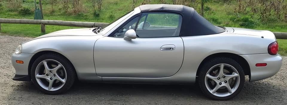 2003 Mazda NB MX-5 Miata - Image 8 of 13