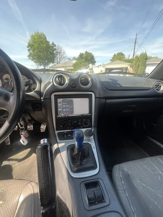 2003 Mazda NB MX-5 Miata - Image 10 of 15