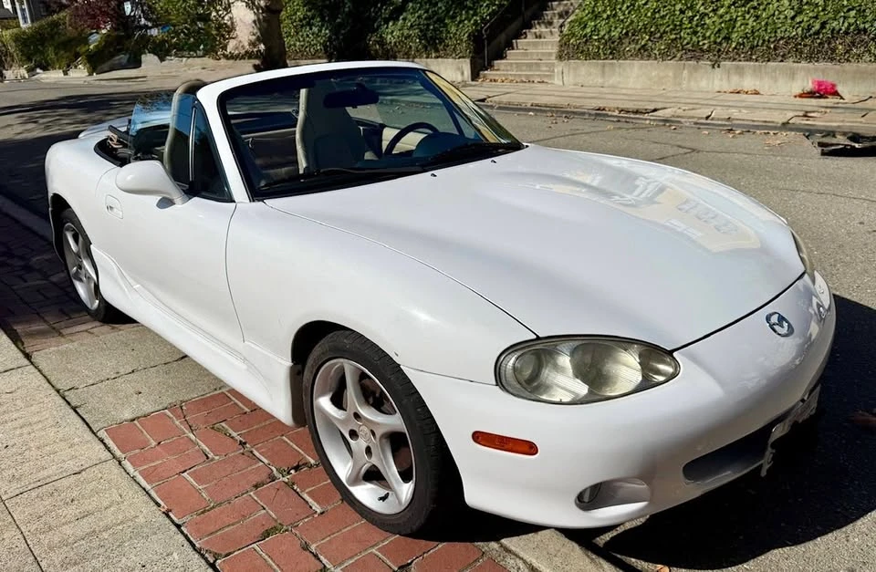 2003 Mazda NB MX-5 Miata - Image 4 of 10