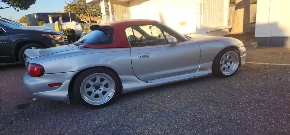 2003 Mazda NB MX-5 Miata - Image 5 of 11