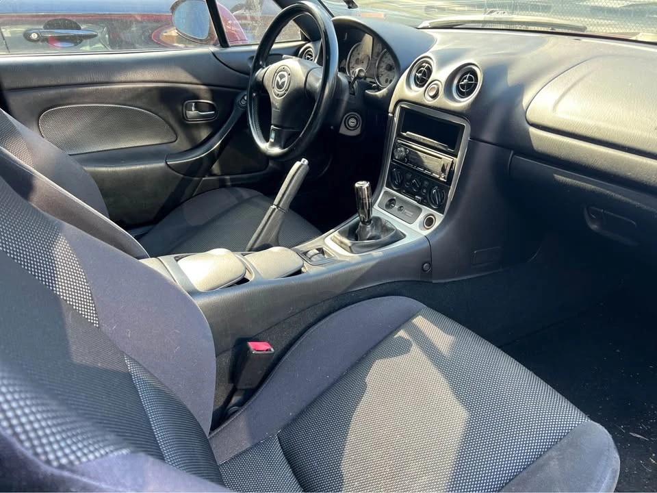 2003 Mazda NB MX-5 Miata - Image 5 of 5
