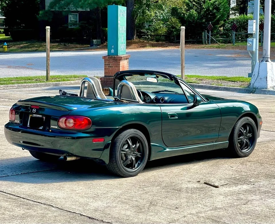 2003 Mazda NB MX-5 Miata - Image 4 of 15