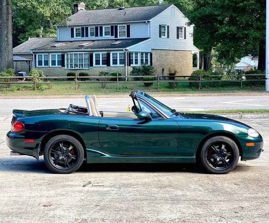 2003 Mazda NB MX-5 Miata - Image 5 of 15