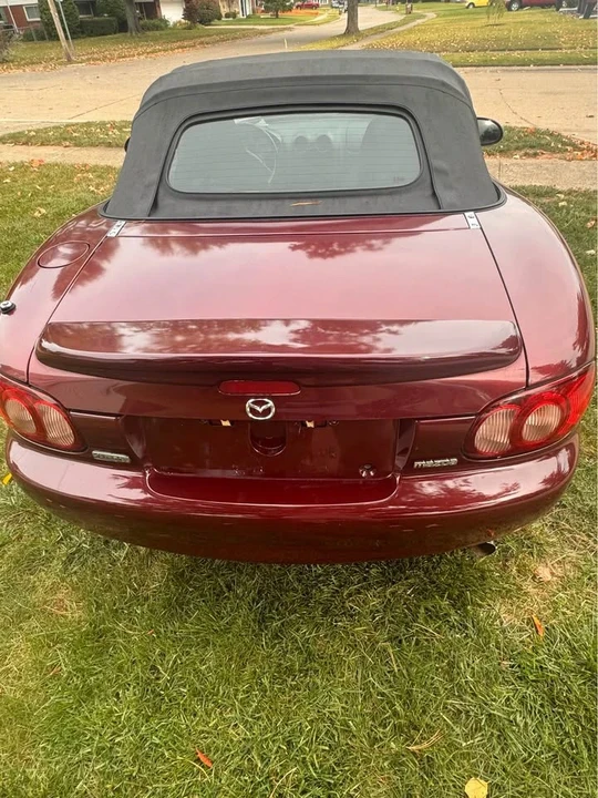 2003 Mazda NB MX-5 Miata - Image 6 of 8