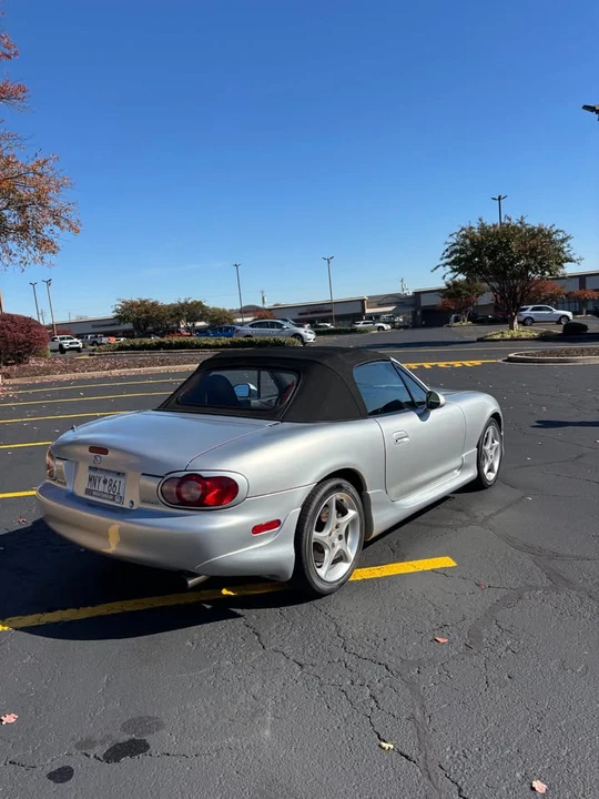 2003 Mazda NB MX-5 Miata - Image 5 of 17