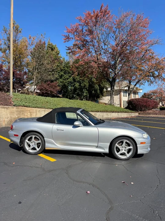 2003 Mazda NB MX-5 Miata - Image 4 of 17