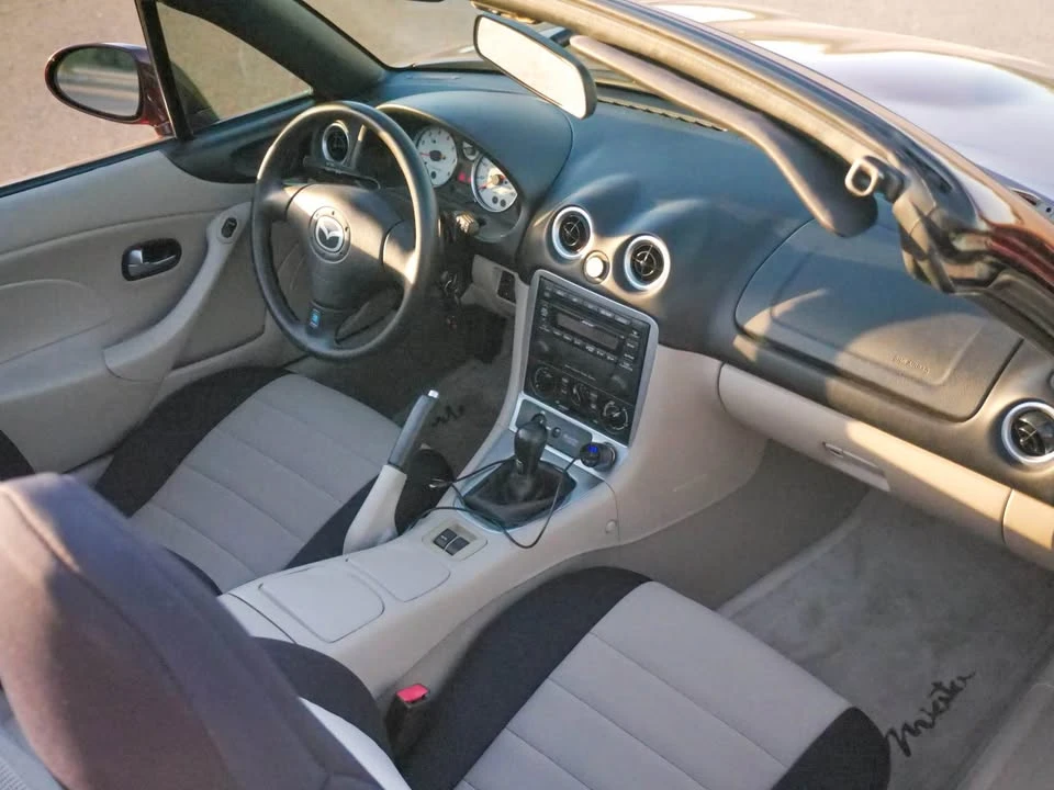 2003 Mazda NB MX-5 Miata - Image 10 of 20