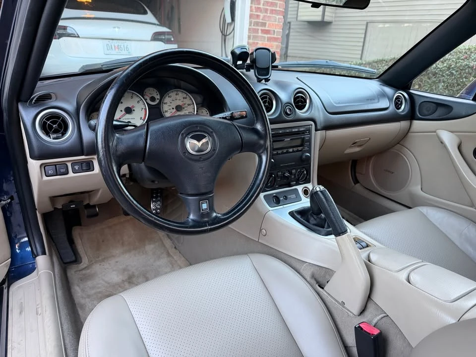 2003 Mazda NB MX-5 Miata - Image 5 of 8