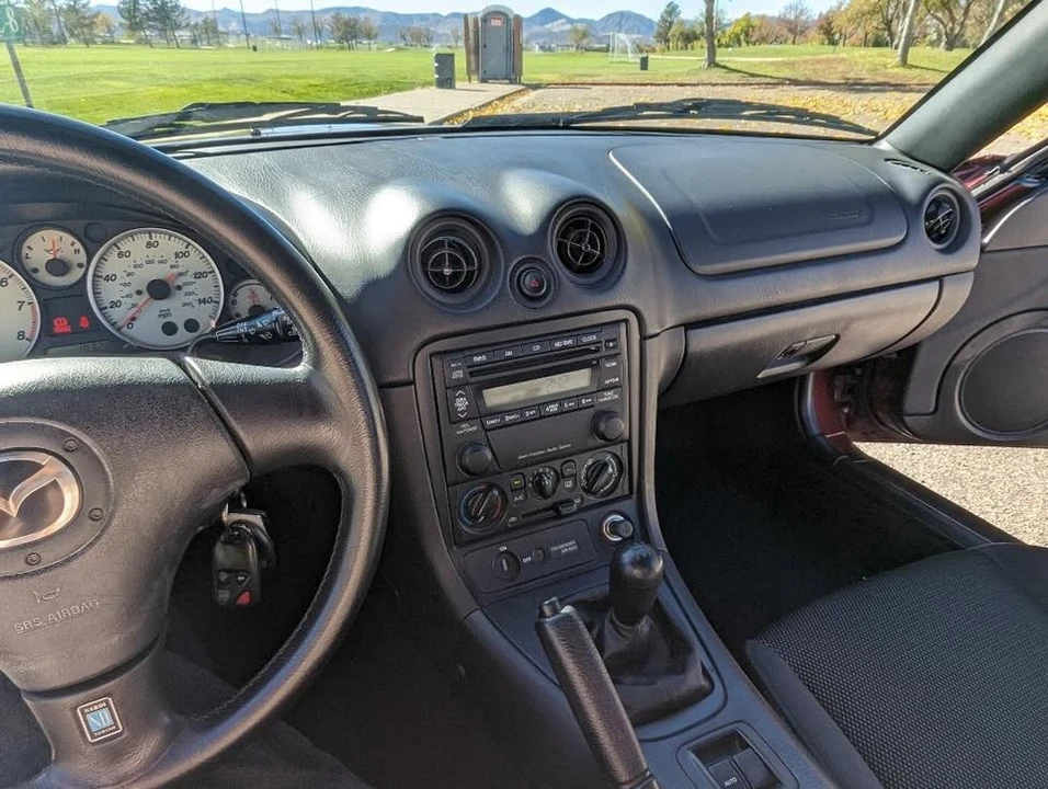 2003 Mazda NB MX-5 Miata - Image 5 of 6