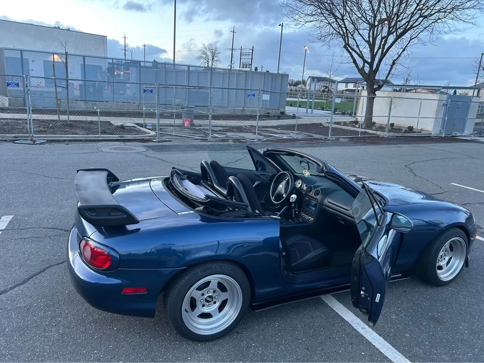 2003 Mazda NB MX-5 Miata - Image 5 of 10