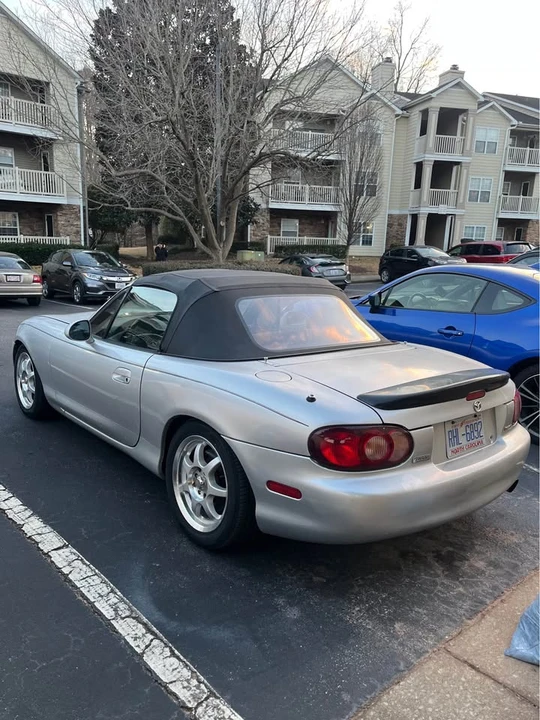2003 Mazda NB MX-5 Miata - Image 2 of 11