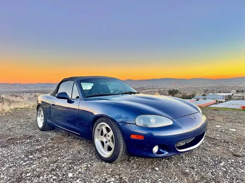2003 Mazda MX-5 Miata