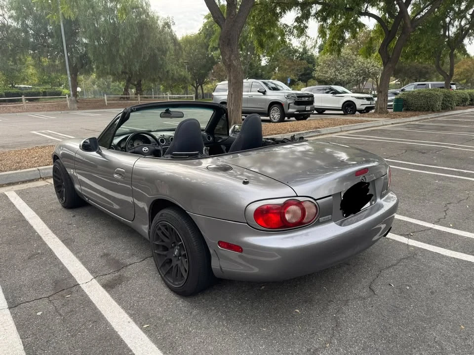 2003 Mazda NB MX-5 Miata - Image 5 of 11